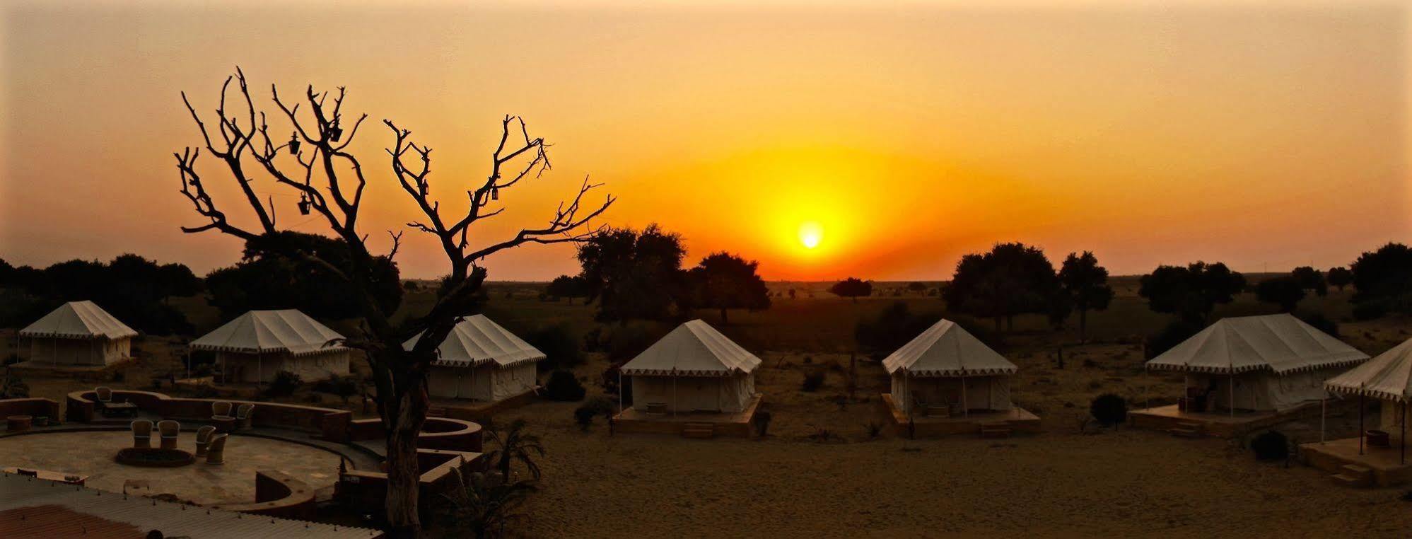 ดาโมดรา เดเสิร์ท ลักชัวรี่ แคมป์ เทนท์ Hotel ไจซัลเมอร์ ภายนอก รูปภาพ